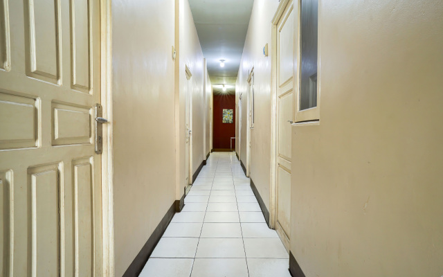 OYO 92609 Guest House Malay Singkawang