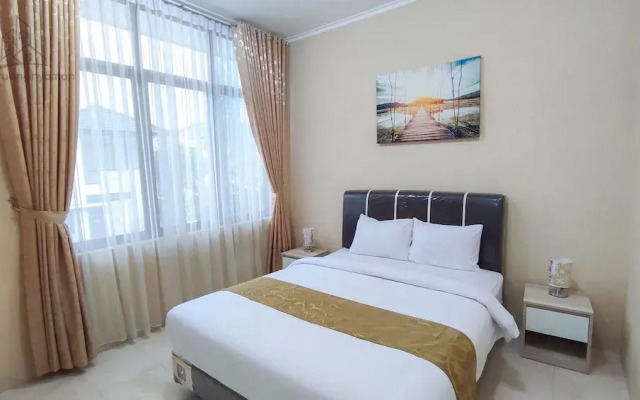 Atmosfer Guest House Sentul by Ruang Nyaman