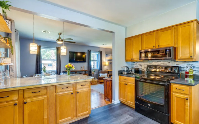 Pet-friendly Pensacola Home w/ Sunny Backyard!