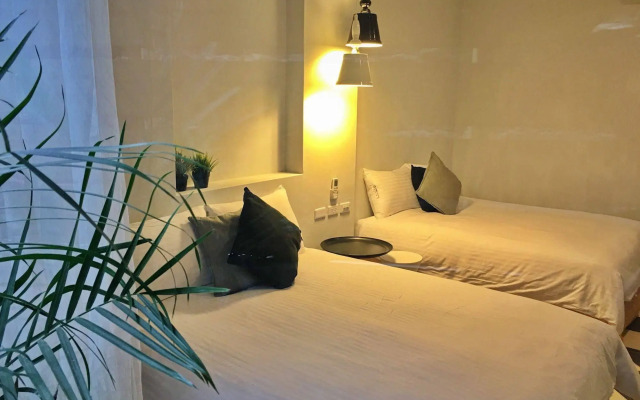 Mini Summer Hostel