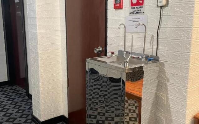 New World Express Motel