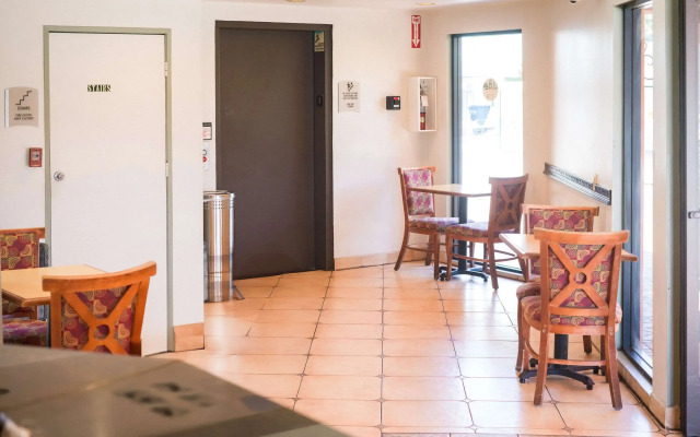 Quality Inn Burbank Airport