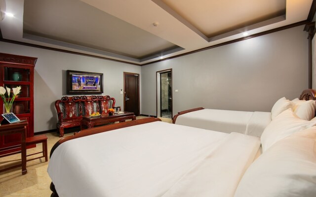 Nam Hai Hotel
