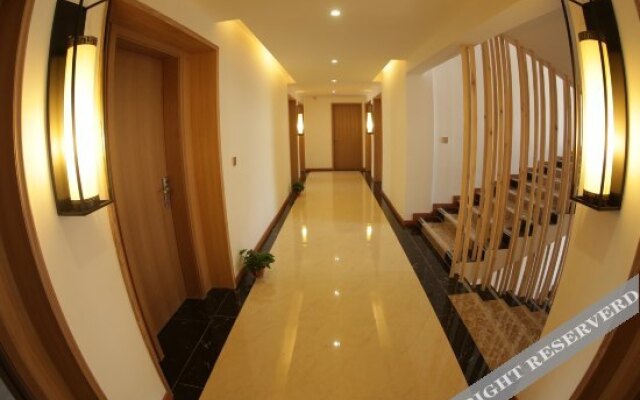 Yunqi Yayuan Hotel