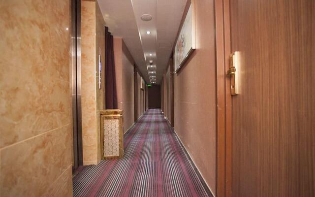 Aira Hotel