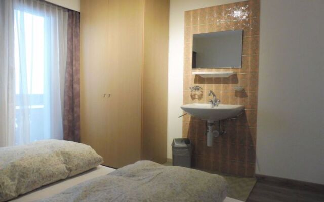 Apartment Theresli Saas-Almagell