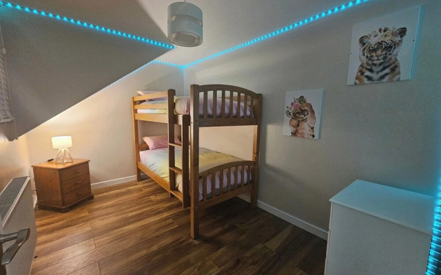 Seaside Escape at Ty Bugail - Holyhead