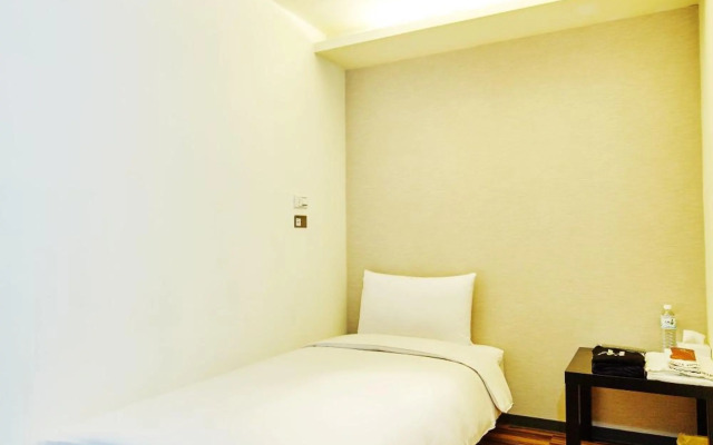 Single inn kaohsiung Lisen Hostel