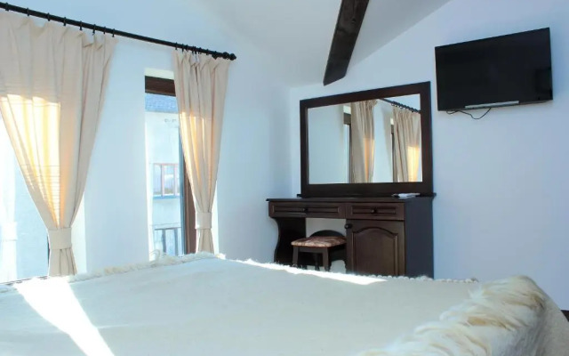 Topalovi Guest House