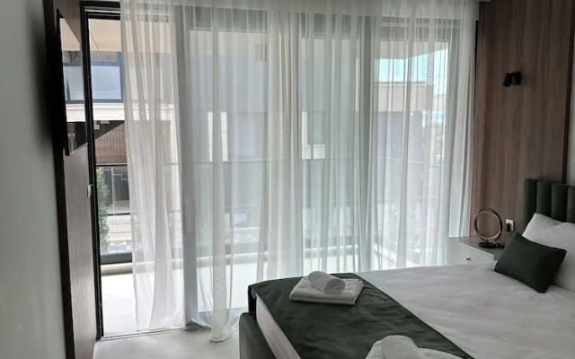 Zados Luxury Residence