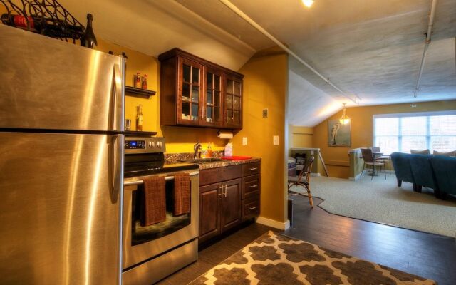 Bouchard Inn & Restaurant