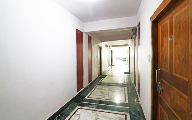 OYO 16638 Madhu Mamata Hotel & Resorts