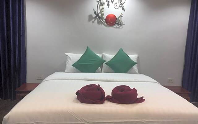 โรงแรม 12 ราศี เฮาส์ แม่สรวย