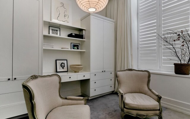 QV Luxury Elegant 2 Bedroom w Wifi-1035