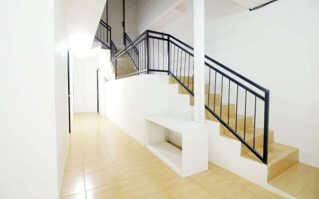 Airy Eco Syariah Kemanggisan Anggrek Rosliana 3 Jakarta