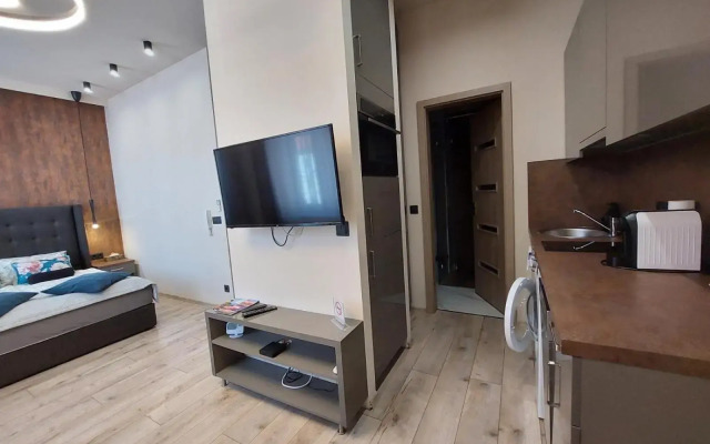 Silver Dawn Apartments