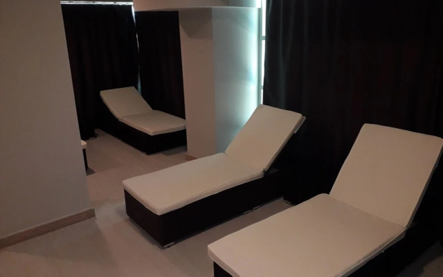 Batumi Agency Mega Palace Aparthotel