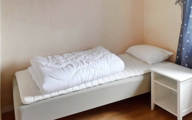 6 Person Holiday Home in Bakkasund