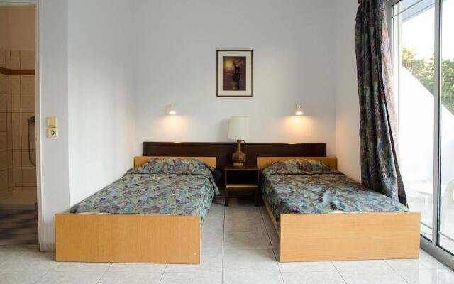 Gnest Apartments