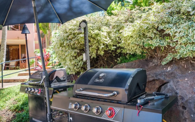 Petite Retreat at Kahana Falls