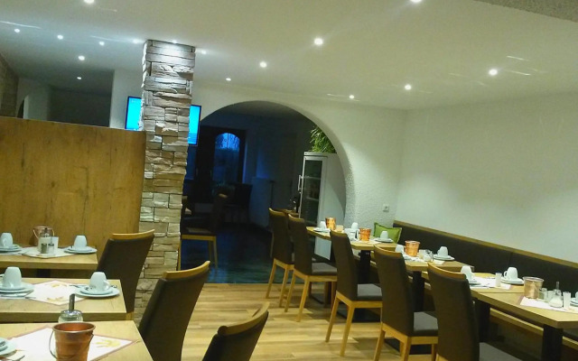 Hotel Alp Inn