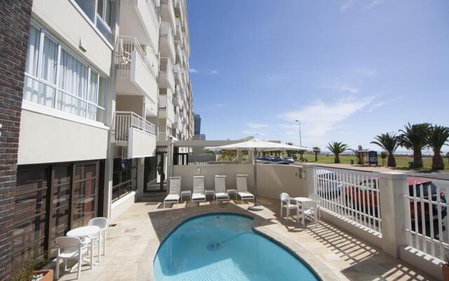 Mouille Point Village