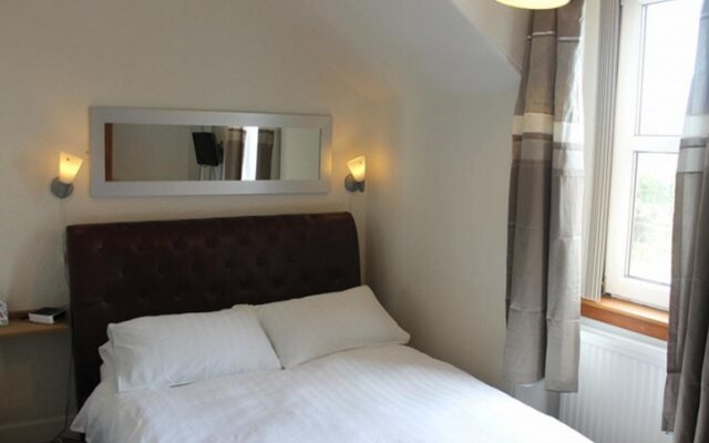 Ravenswood Guest House