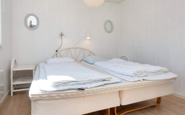 6 Person Holiday Home in Ebeltoft