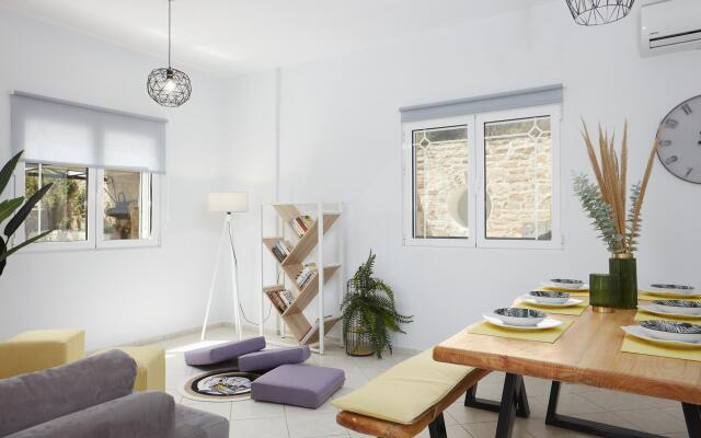 "Dafni Villa" A Place To Visit