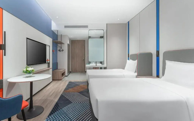 Holiday Inn Express Yinchuan Yuehai by IHG