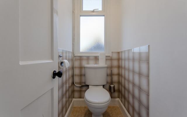 Large Family Apartment in Peaceful Area
