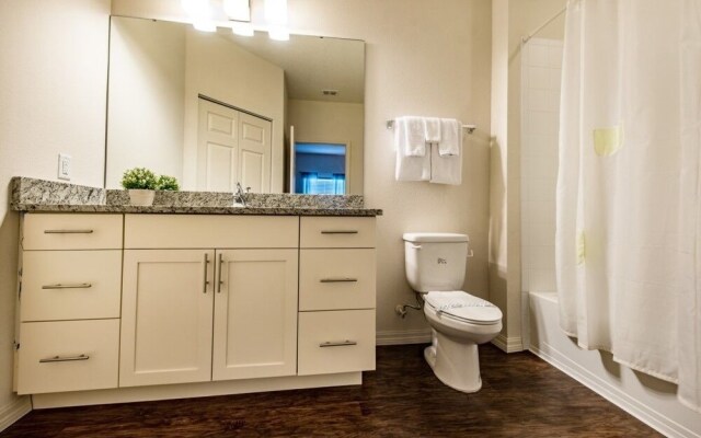 Amazing Townhome! - Lucaya Village - 8960SP