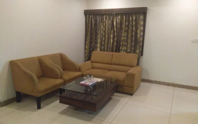 Srinidhi Grand Inn