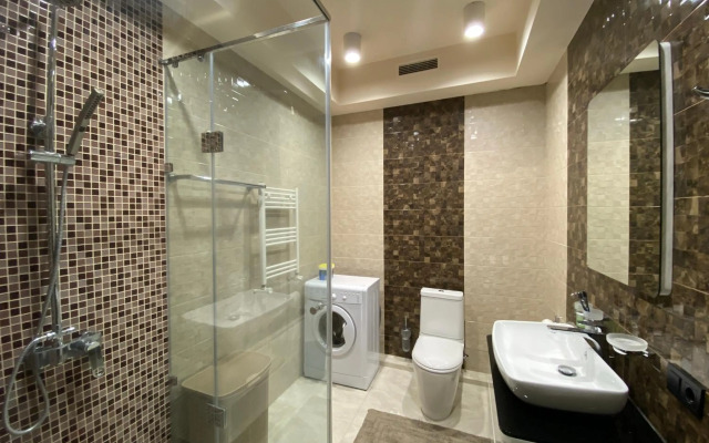 Northern Avenue, 3 bedrooms Luxury, New Renovated apartment TT666