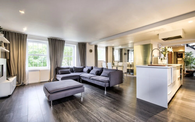 Luxury Modern Penthouse Private Rooftop