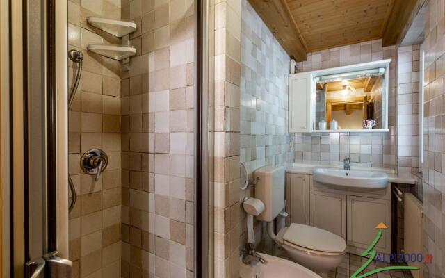 TREVISAN - Four-room apartment for 6 people. (022036-AT-054762)-430 TREVISAN