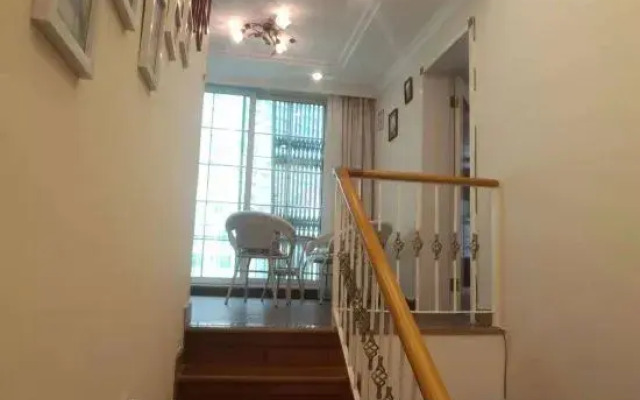 Qixiaoshu Youth Hostel