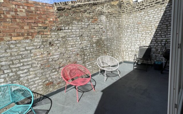 Impeccable 3-bed Apartment in London