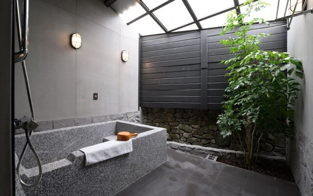 Yunoyado Onsen Hotspring Hotel Deyang