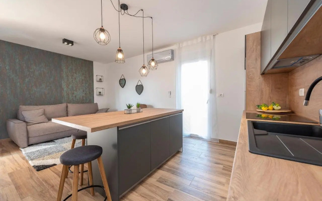 Luxury Apartments - La Vir 3 & 4
