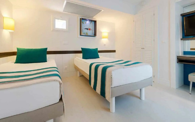 ROBINSON PAMFILYA - All Inclusive