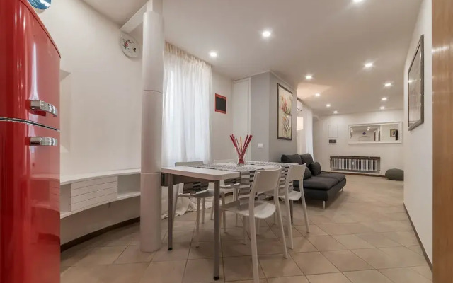 Montecitorio Lovely Apartment