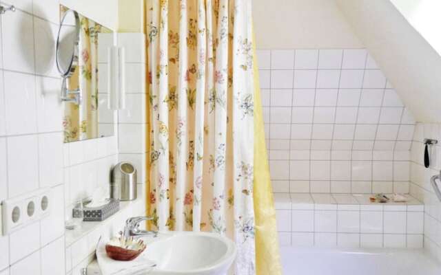 Orangery Berum Modern Retreat