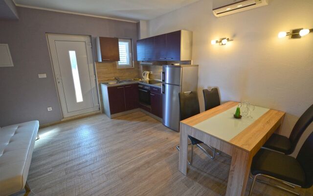 Dubas Apartments