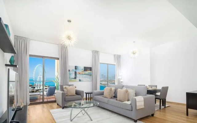 LUX The Premium Dubai Eye View Suite 2