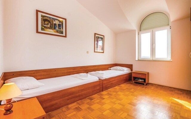 Beautiful Home in Banjol With Wifi and 2 Bedrooms