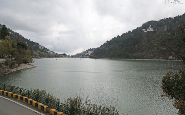 OYO 10959 Hotel Langdale Manor