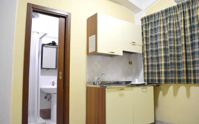 Studio in Reggio di Calabria - 2 km From the Beach