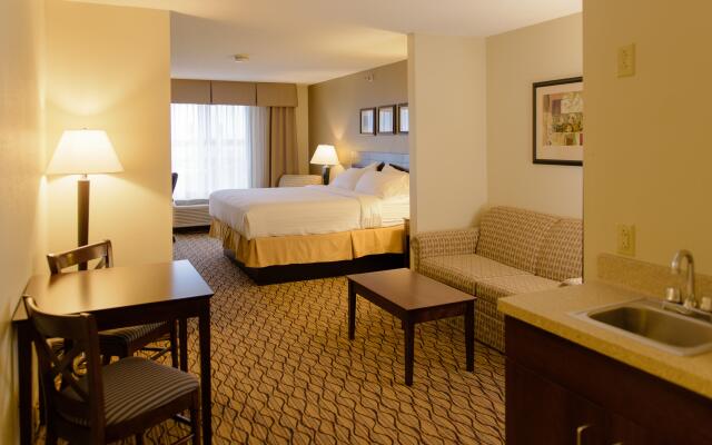 Holiday Inn Express & Suites Superior, an IHG Hotel