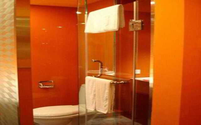 Hanting Hotel Chongqing Guanyinqiao Metro Station